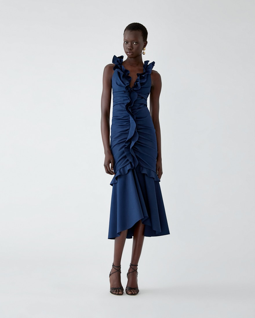 Vestido midi fruncido con volantes