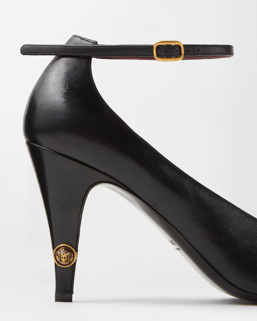 Zapatos de salón de cuero
