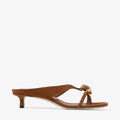 Sandalias de ante marrón con detalle de piedra color brown