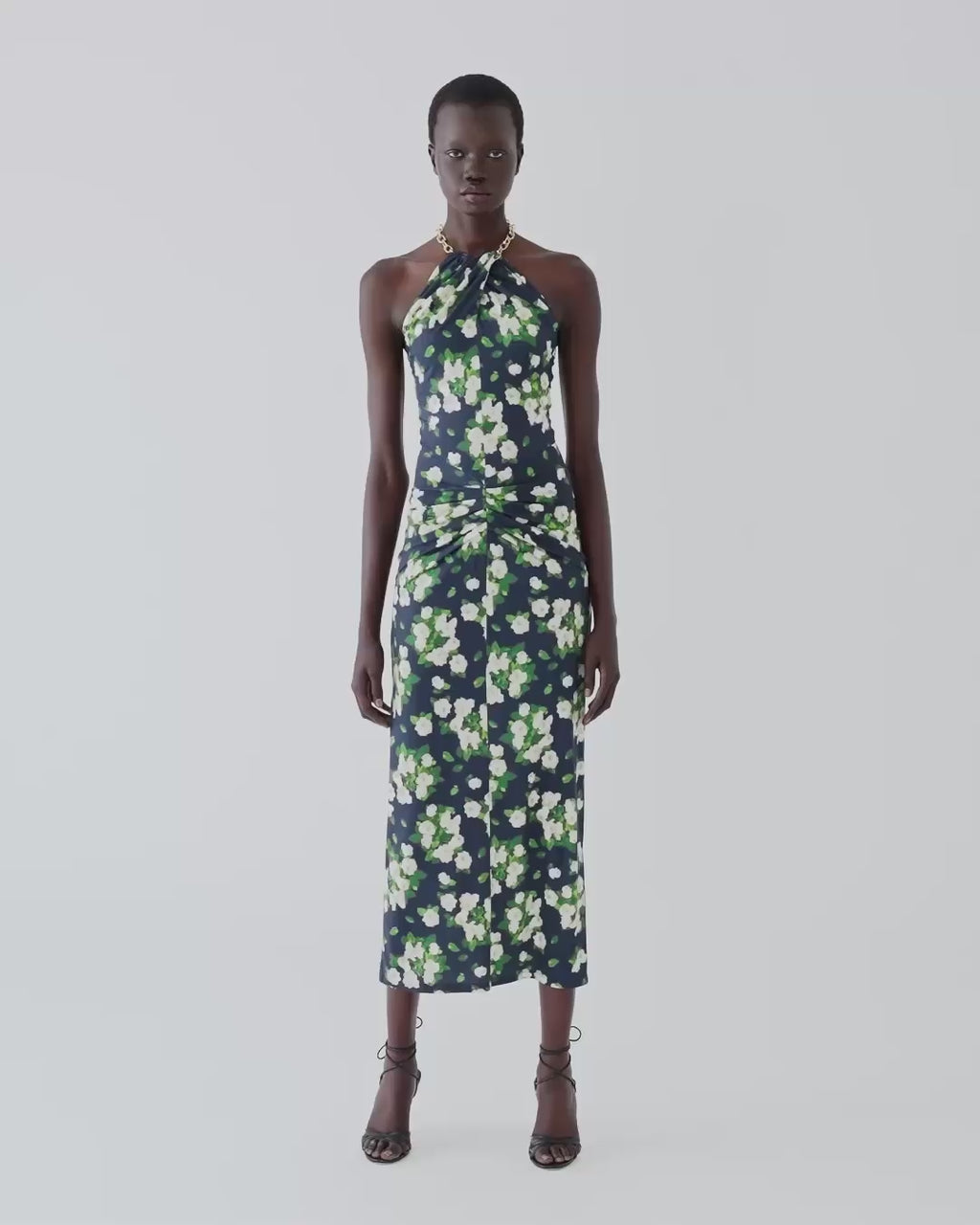 Vestido de cuello halter de jersey con estampado floral