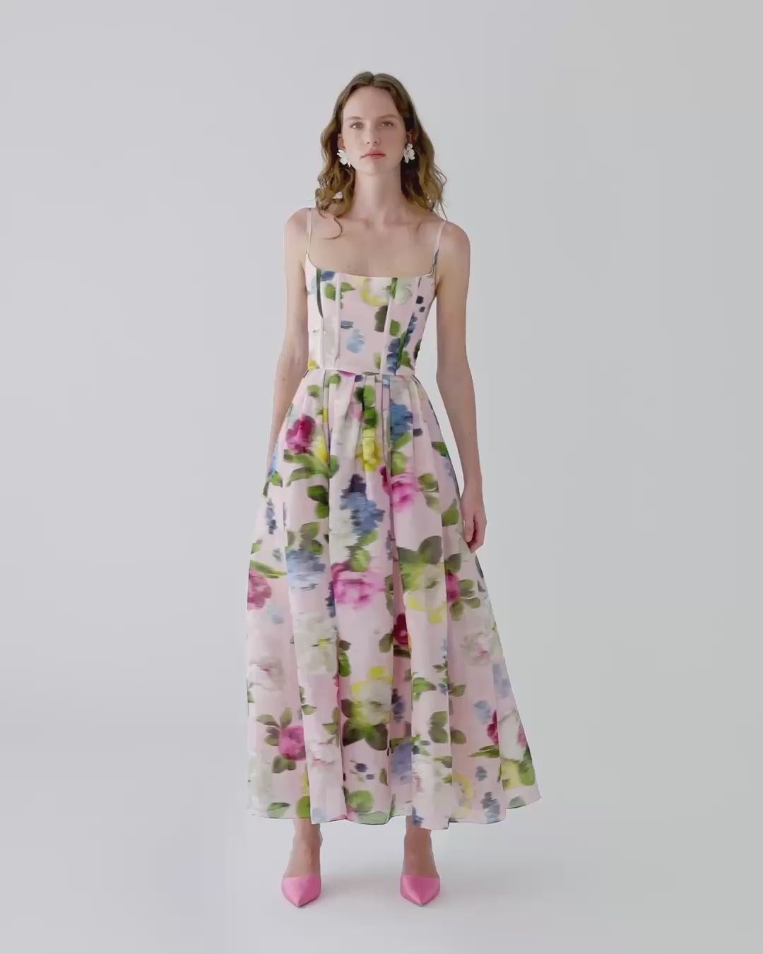Vestido midi con estampado floral